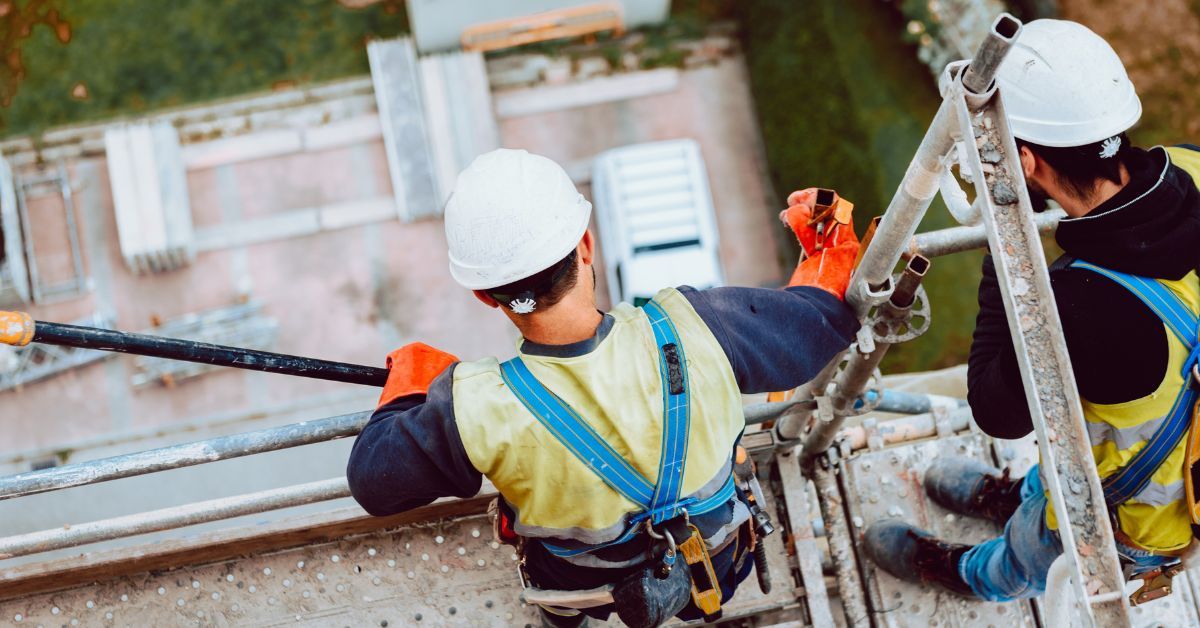 How To Choose LIFT Safety Gear for Aerial Work Platforms