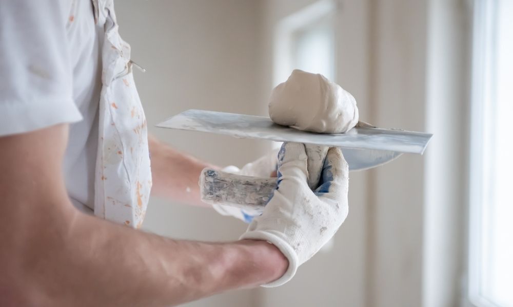 Tips for Mixing Drywall Mud the Right Way