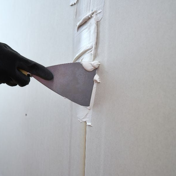 3 Tips for Hiding Drywall Seams Using Taping Knives