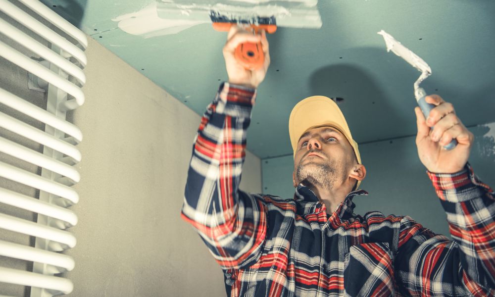 Tips and Tricks to Using a Drywall Taping Knife Like a Pro